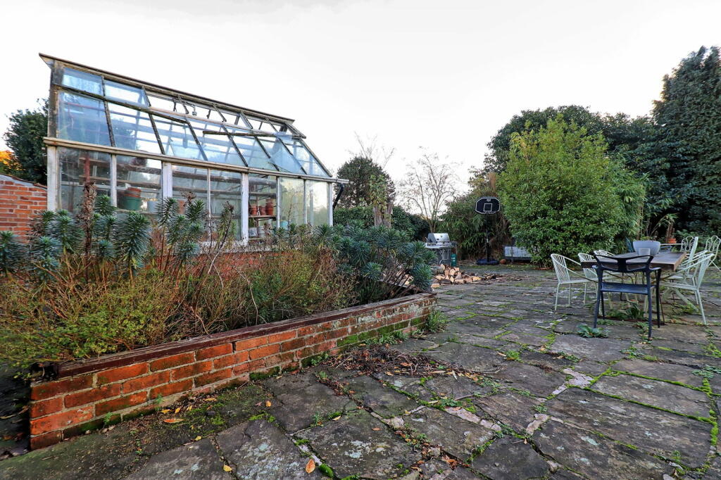 Additional image 53 of High Street, Thorpe-le-Soken, Clacton-on-sea, CO16 0DY