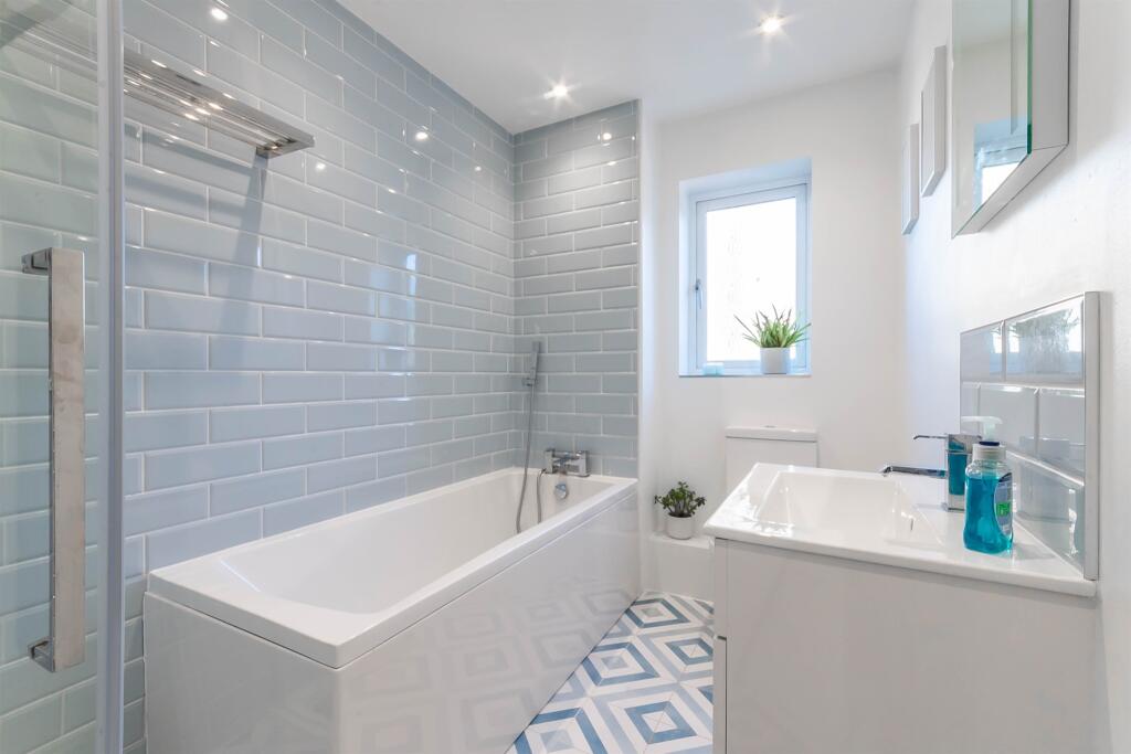 Additional image 19 of Aveley Way, Maldon