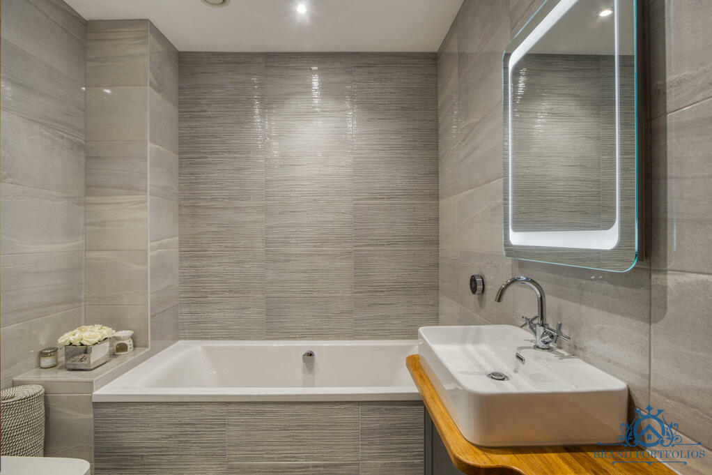 Additional image 18 of Chalk Street, CM3