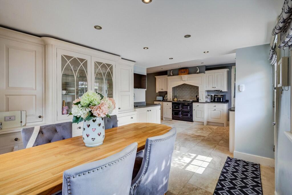 Additional image 21 of Church Street, Great Baddow, CM2