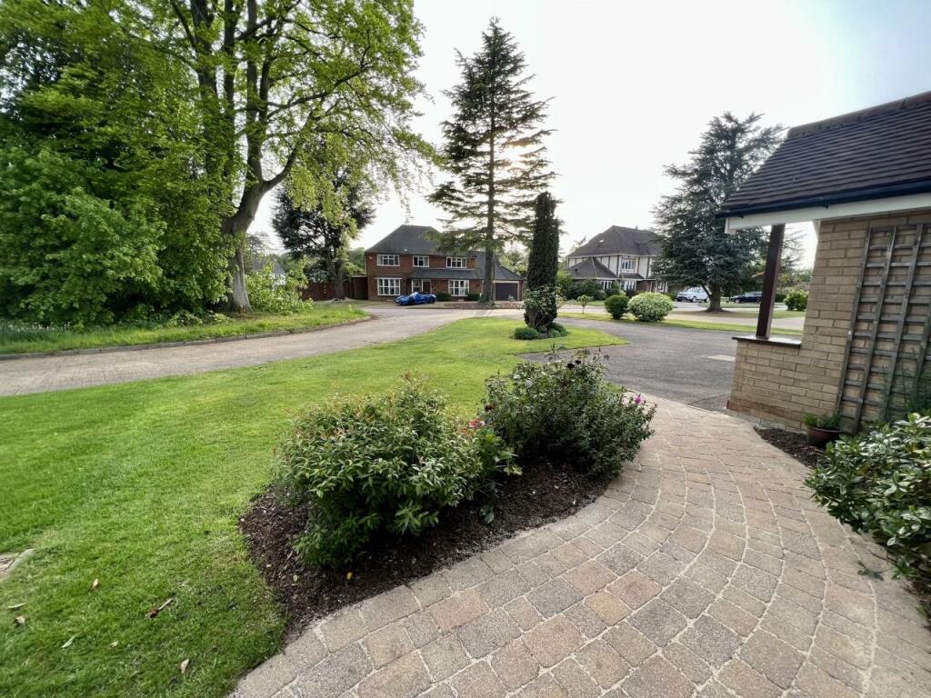 Additional image 2 of Roundwood Grove, Hutton Mount, Brentwood