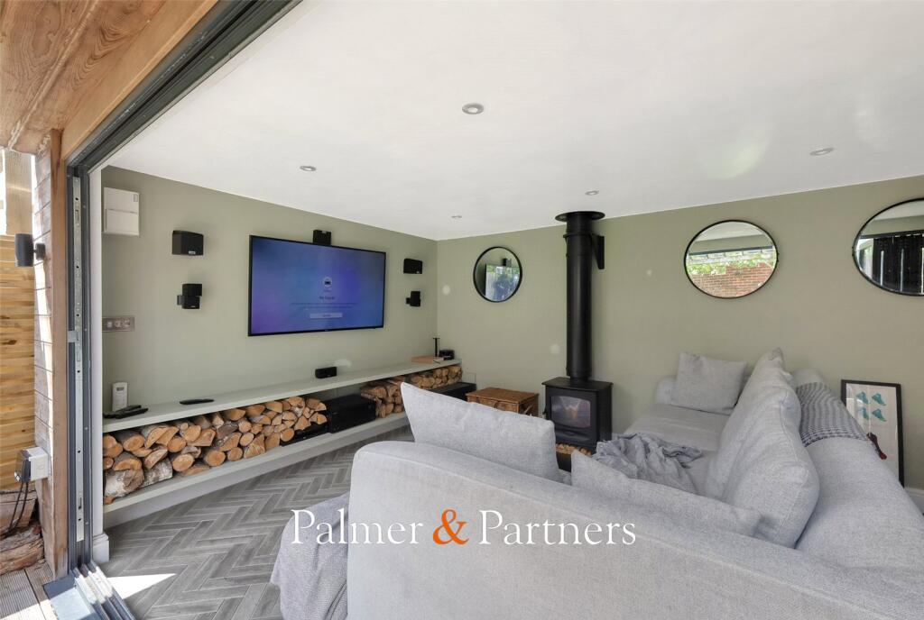 Additional image 38 of Upper Roman Road, Old Moulsham, Chelmsford, Essex, CM2