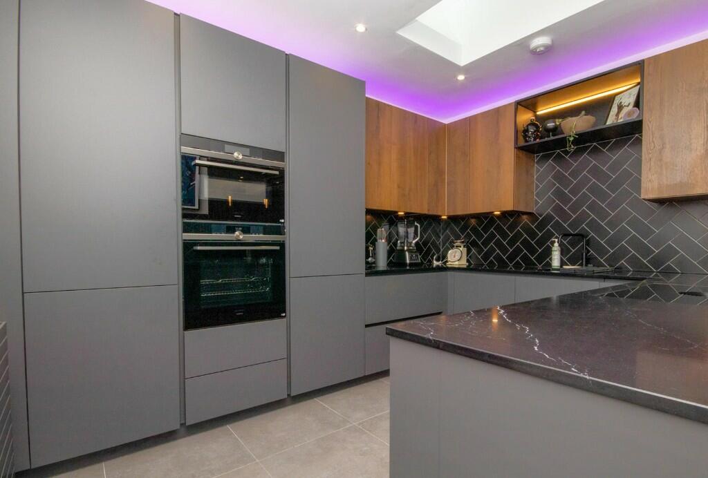 Additional image 20 of Priests Lane, Shenfield, Essex, CM15