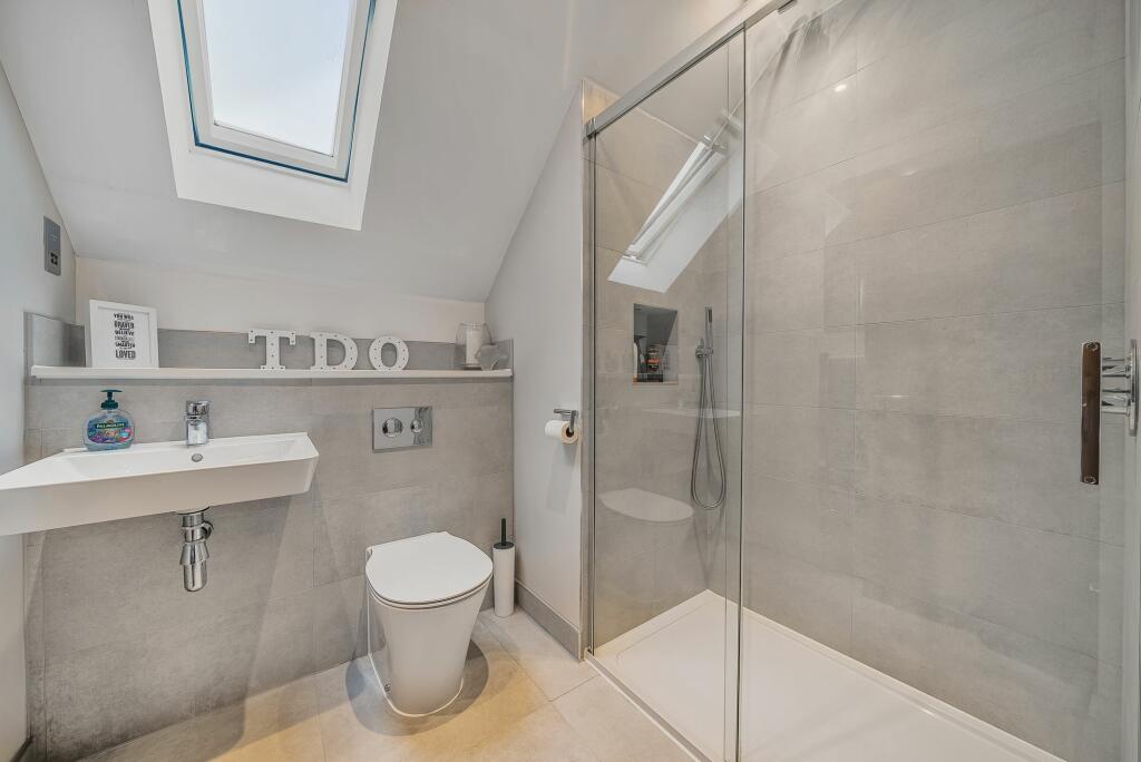 Additional image 17 of Alders Grove, Caterham, CR3