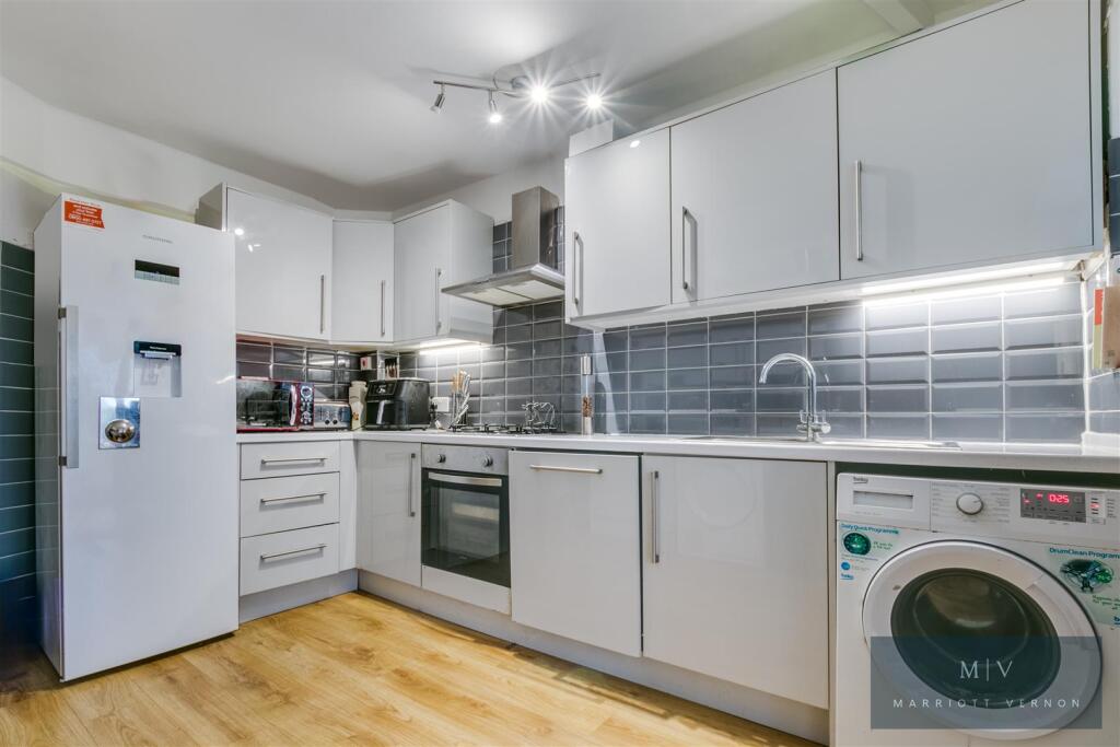 Additional image 12 of The Woodfields, South Croydon