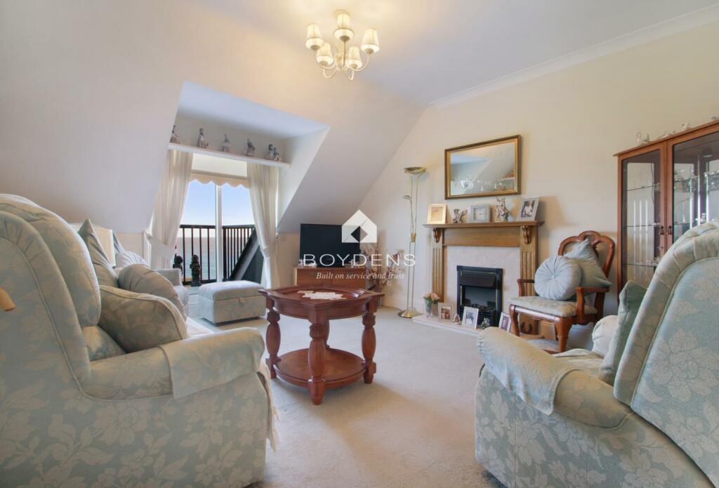 Additional image 3 of THE GRAND, FRINTON ON SEA