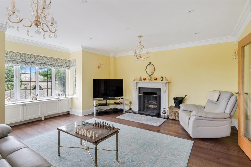 Additional image 5 of High Oaks Close, Coulsdon