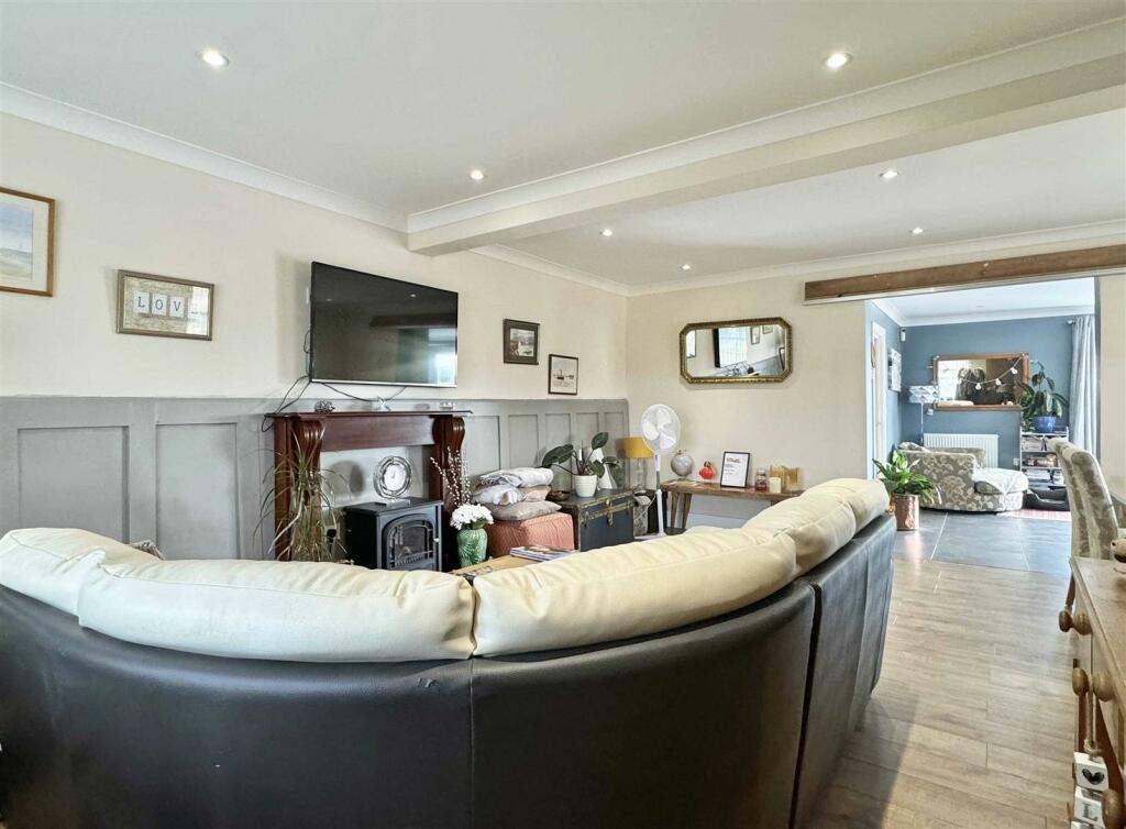 Additional image 15 of Kentish Farm Road, Stisted, Braintree