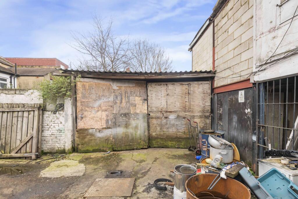 Additional image 19 of 32-34 Bensham Lane, Croydon, CR0 2RQ