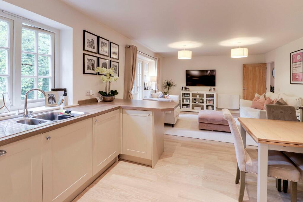 Additional image 5 of Hatfield Heath Road, Sawbridgeworth, CM21