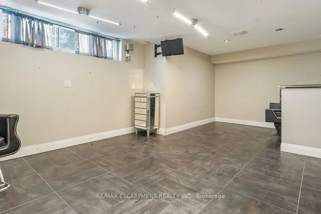 Additional image 33 of 57 Birgitta Cres