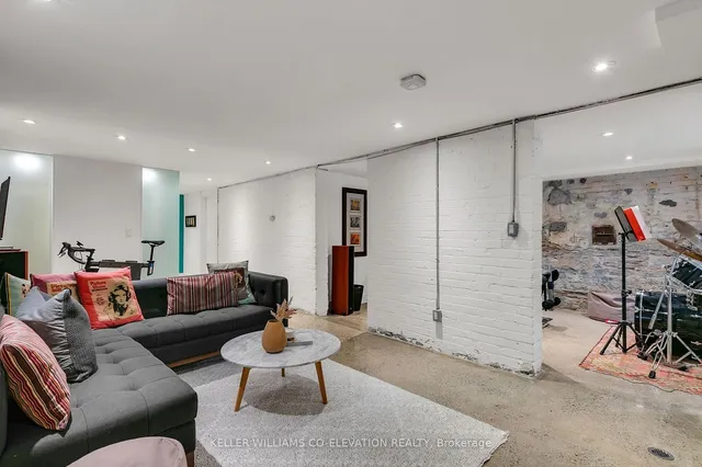 Additional image 29 of 150 Westminster Ave