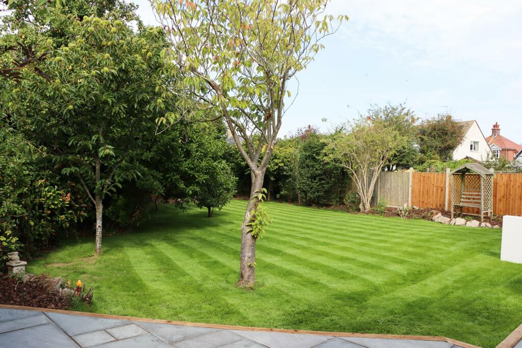 Additional image 23 of Ashlyns Road, Frinton-On-Sea