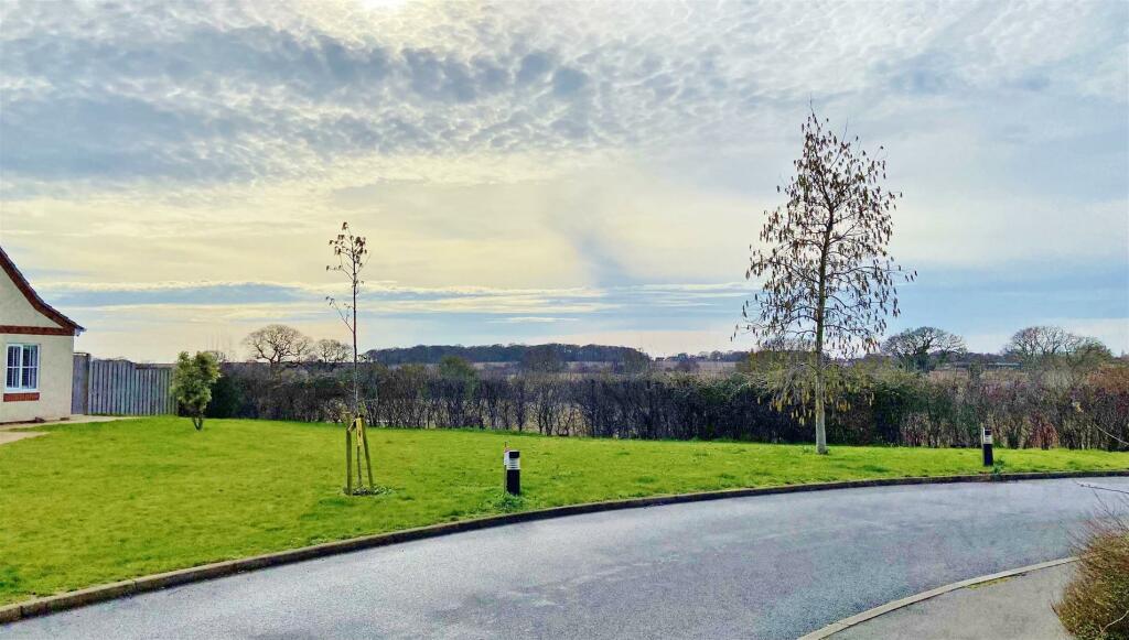 Additional image 34 of Kirby Road, Great Holland