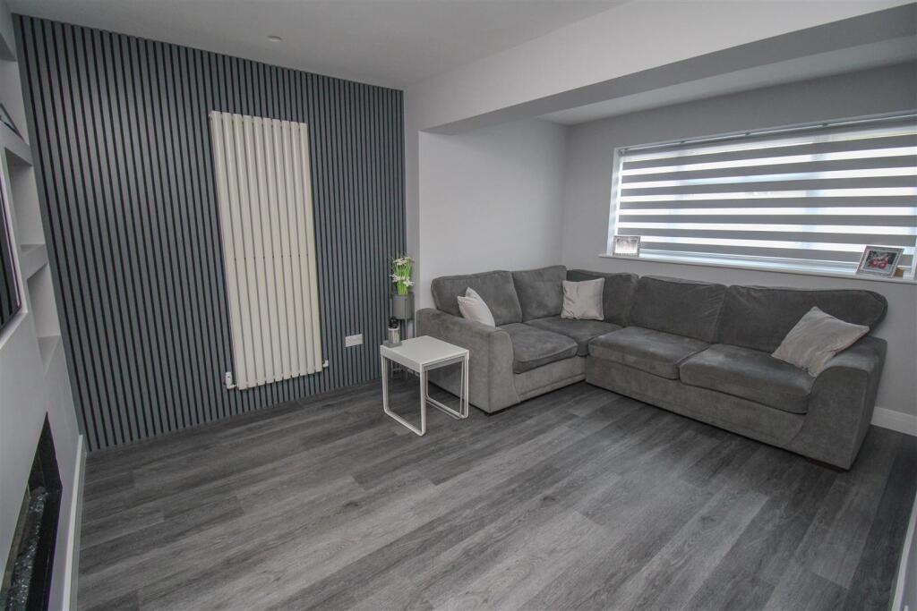 Additional image 5 of Woodhill, Harlow