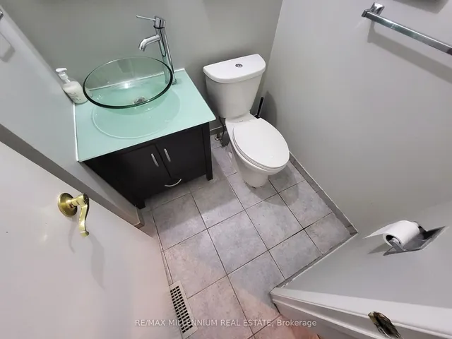 Additional image 16 of 27 Dundalk Cres