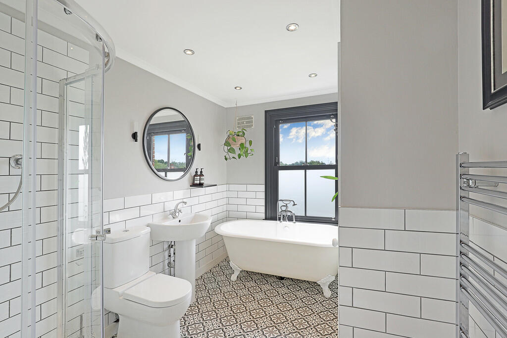 Additional image 12 of Allnutts Road, Epping