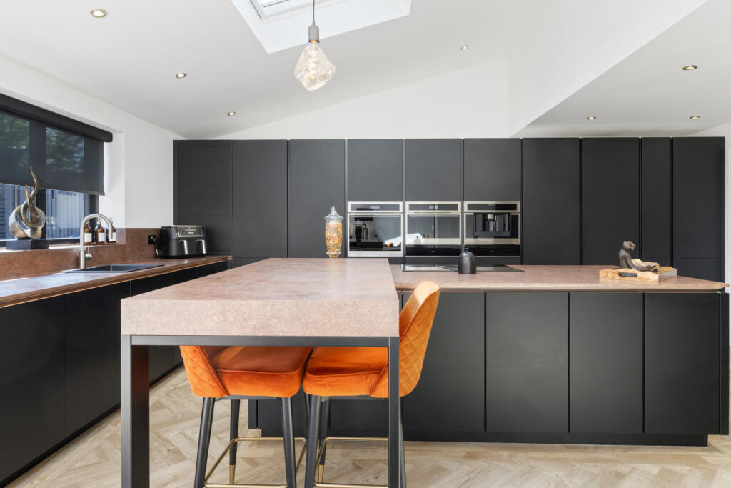 Additional image 7 of Whieldon Grange, Church Langley, Harlow, Essex, CM17