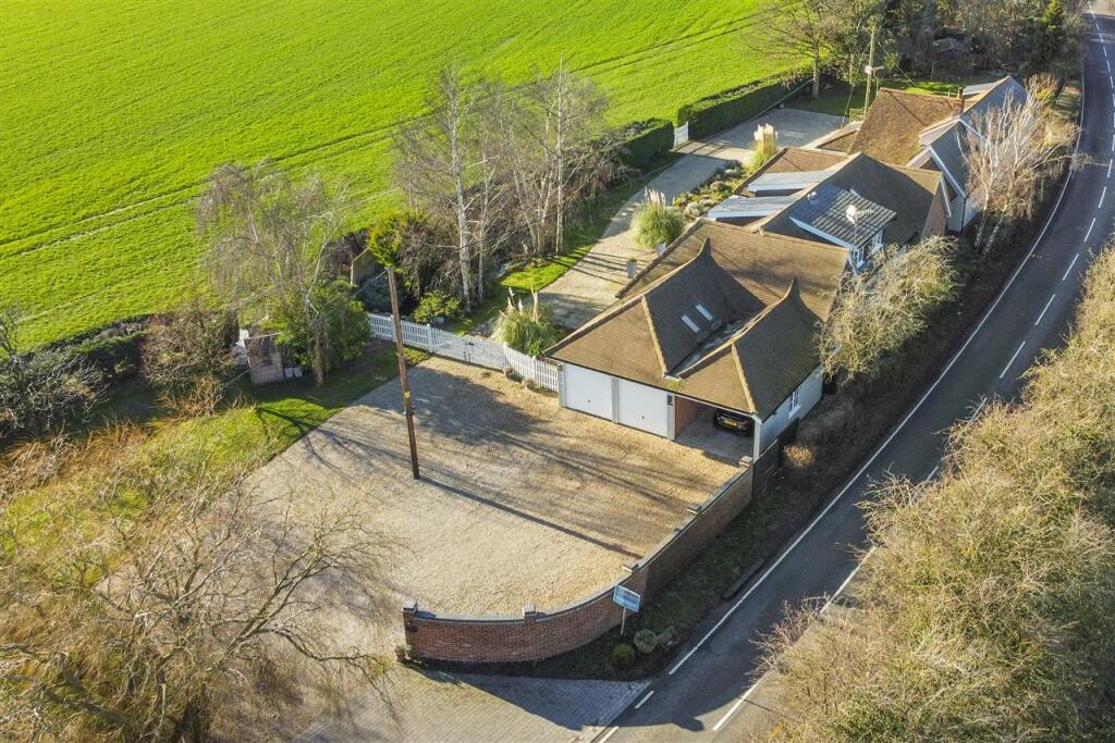 Additional image 34 of Holly Tree Cottage, Great Holland