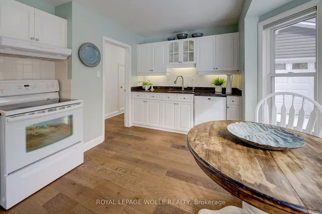 Additional image 8 of 46 Crestwood Ave