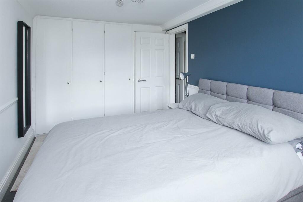 Additional image 12 of High Street, Ongar