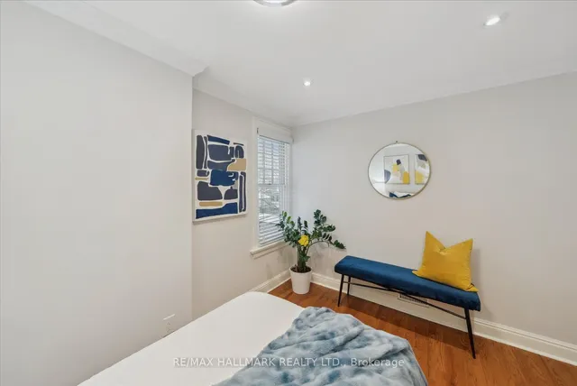 Additional image 27 of 63 Thatcher Ave