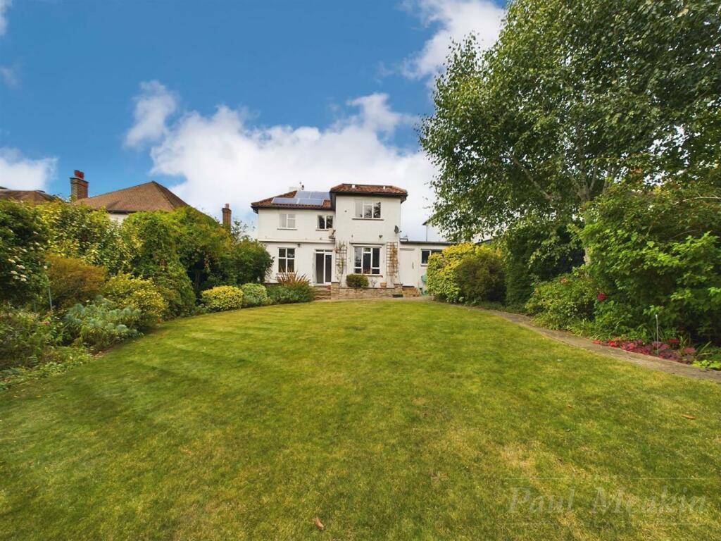 Additional image 12 of Hurst Way, South Croydon