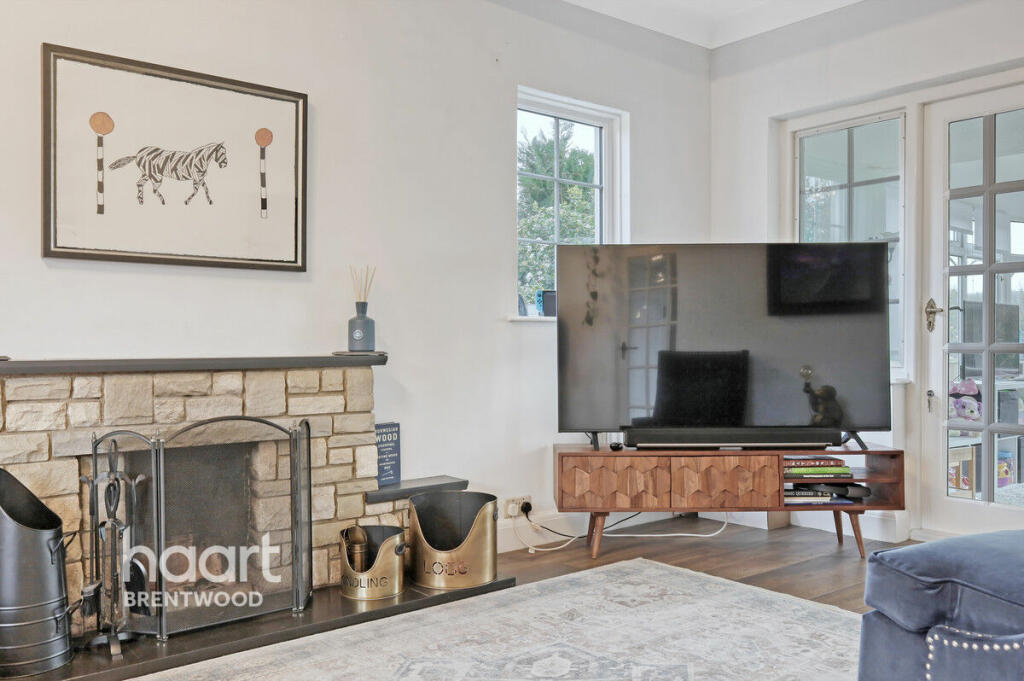 Additional image 22 of South Weald Road, Brentwood