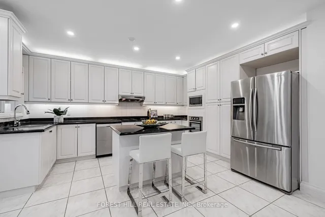 Additional image 10 of 266 Empress Ave
