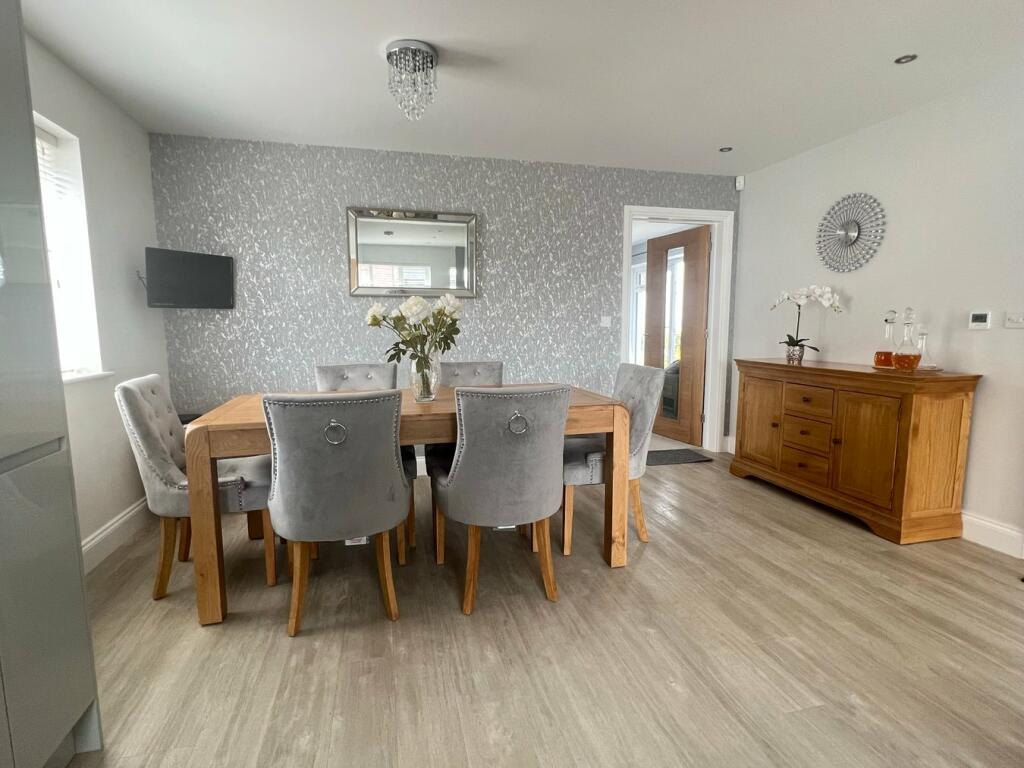 Additional image 16 of Farm Close, KIRBY CROSS, Frinton on Sea, CO13