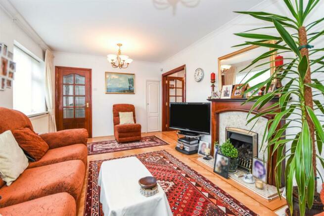 Additional image 5 of Marlborough Road, Pilgrims Hatch, Brentwood