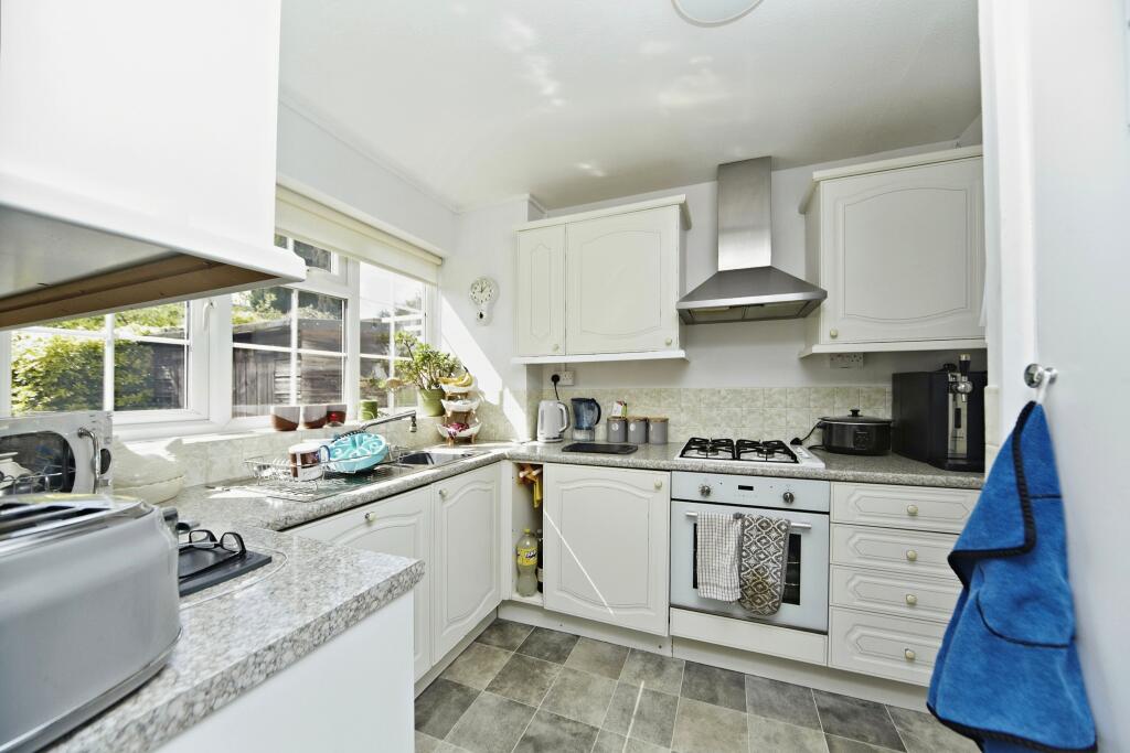 Primary image of Ridge Langley, South Croydon, CR2