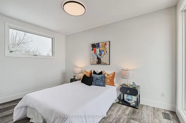 Additional image 18 of 421 Silverthorn Ave