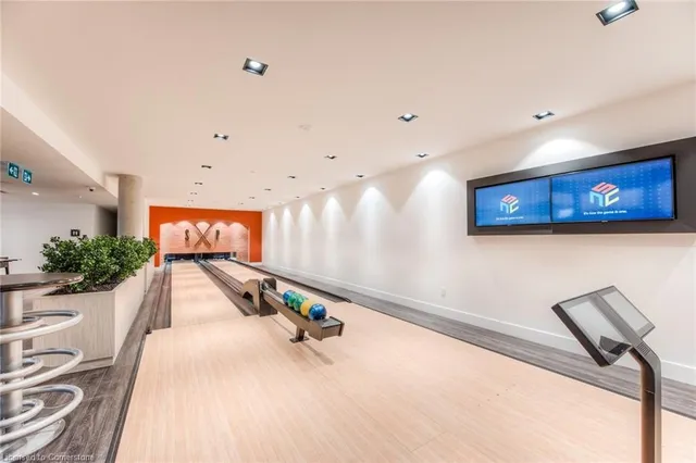 Additional image 20 of 15 Wellington St Unit 2804