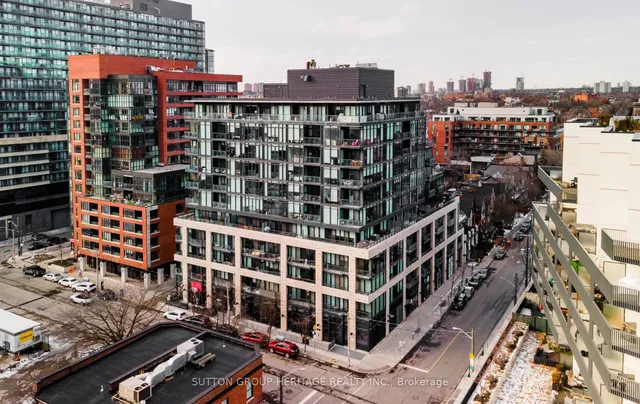 Additional image 25 of 8 Dovercourt Rd Unit 902