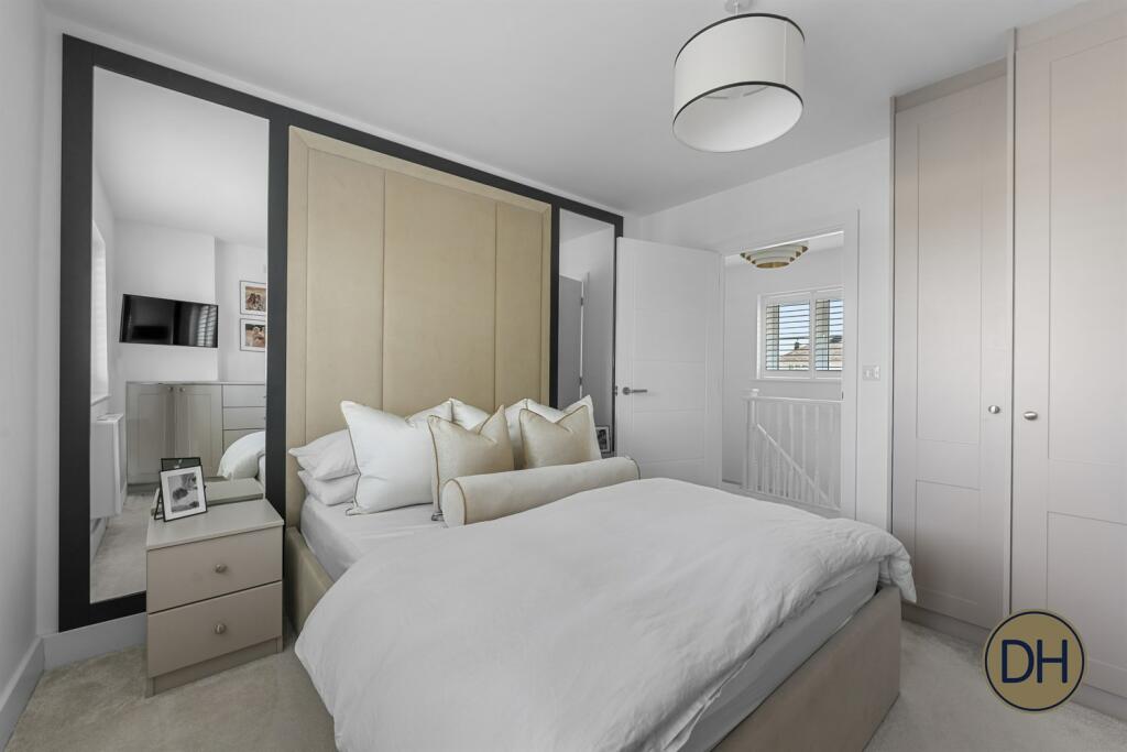 Additional image 13 of Highfield Close, Hastingwood, Essex CM17