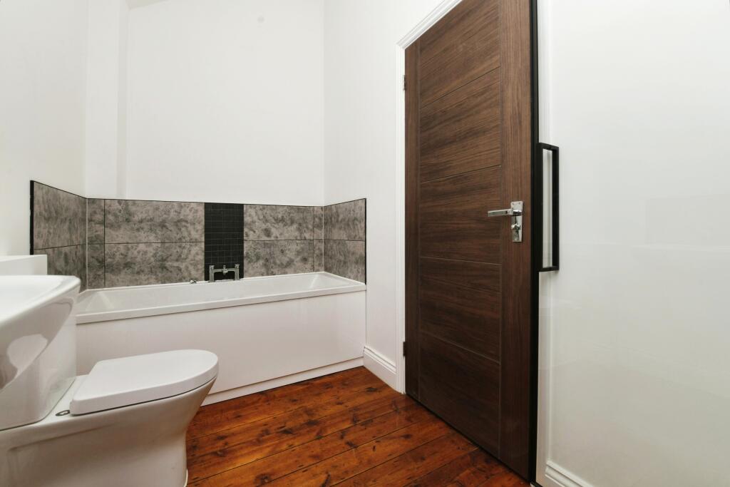 Additional image 10 of Coggeshall Road, Braintree, Essex, CM7