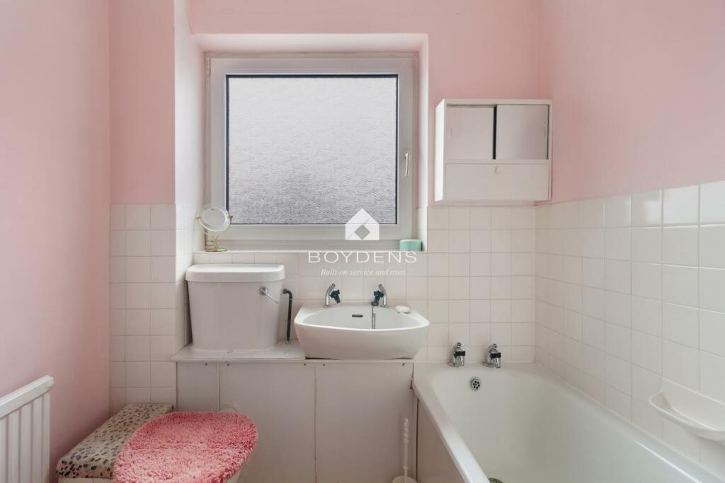 Additional image 11 of Mallard Close, Layer-de-la-Haye, Colchester