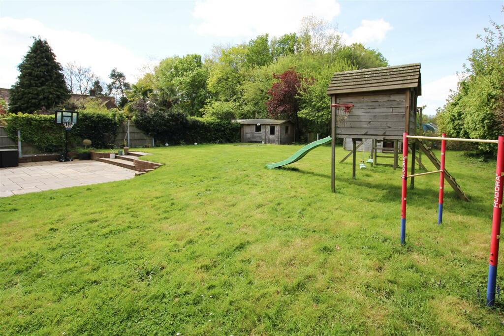 Additional image 25 of Middle Road, Ingrave, Brentwood