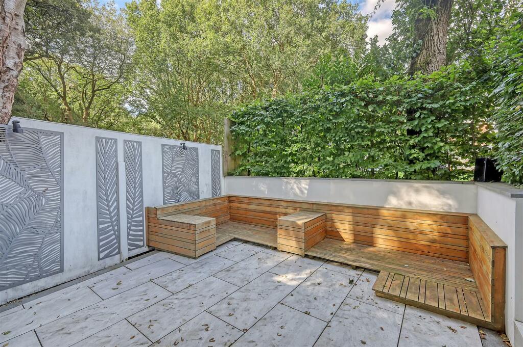 Additional image 29 of Woodside Place, Great Warley, Brentwood