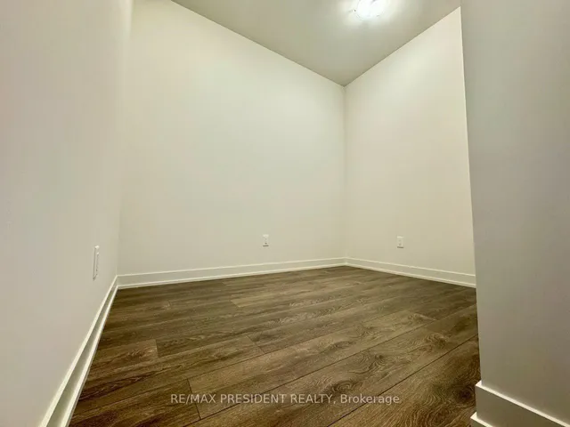 Additional image 15 of 62 Sky Harbour Dr Unit 315