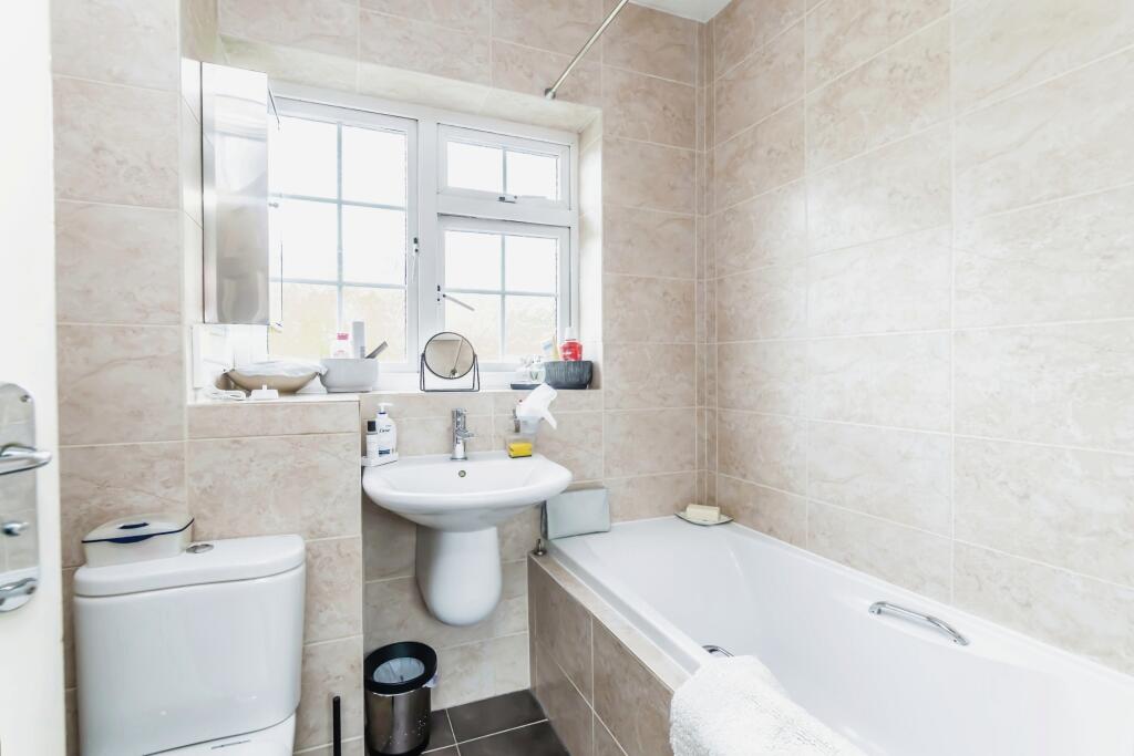 Additional image 15 of Crozier Drive, South Croydon, Surrey, CR2