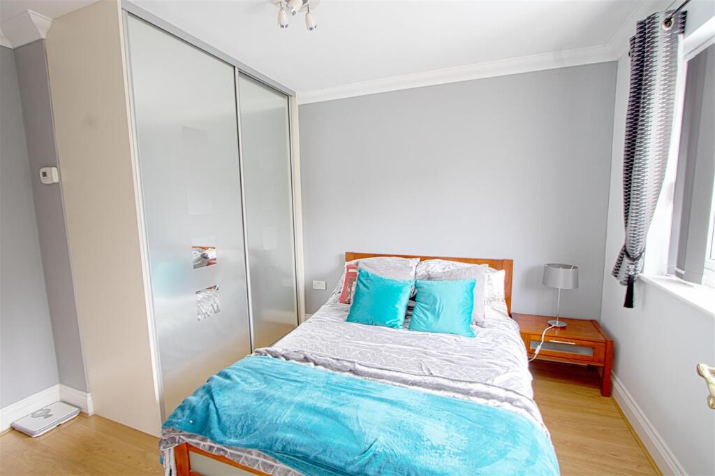 Additional image 19 of Highland Grove, Billericay