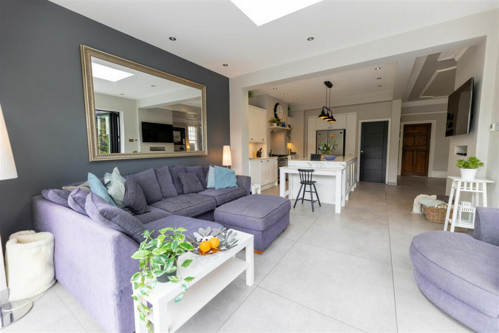 Additional image 11 of Trafalgar Road, Clacton-On-Sea, CO15 1