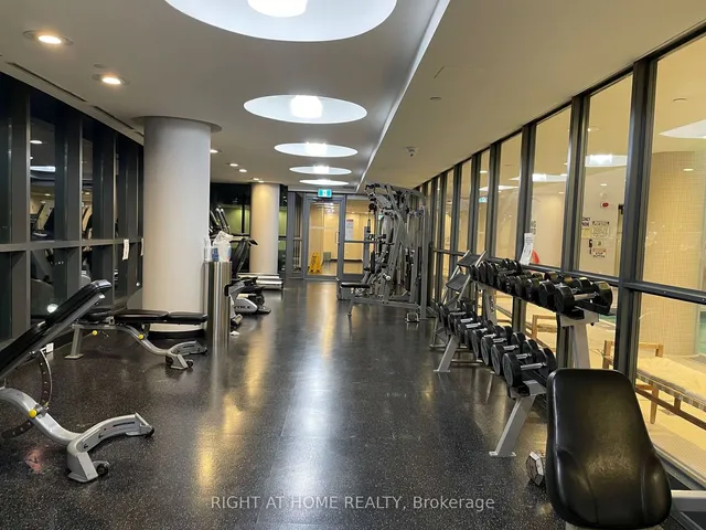 Additional image 16 of 209 Fort York Blvd Unit 965