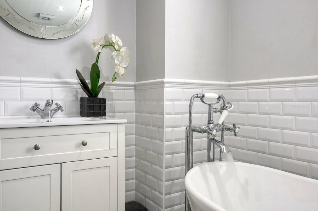 Additional image 23 of Upper Roman Road, Chelmsford, CM2