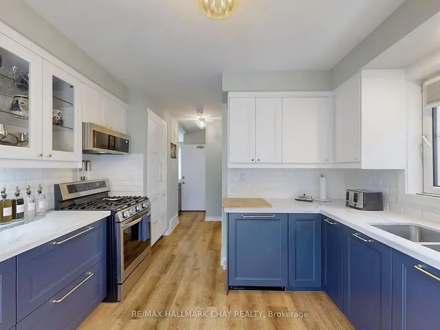 Additional image 8 of 16 Edinborough Crt