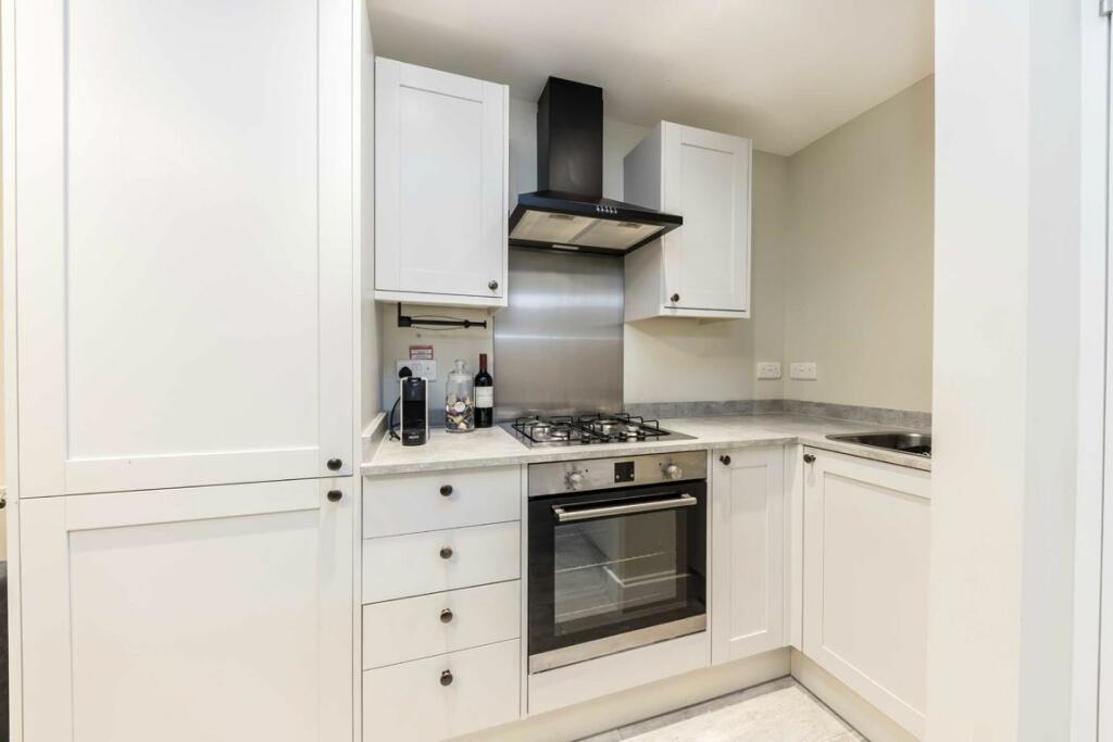 Additional image 6 of Park Avenue Mews, Mitcham