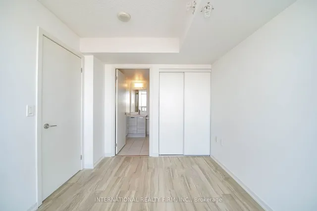 Additional image 15 of 36 Lisgar St Unit LPH16E