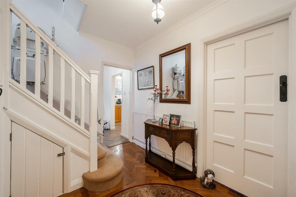 Additional image 6 of Lackford Road, Chipstead, Coulsdon